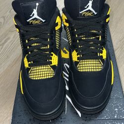 Jordan 4 Thunder 