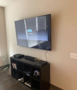70 Inch Samsung With TV Mount