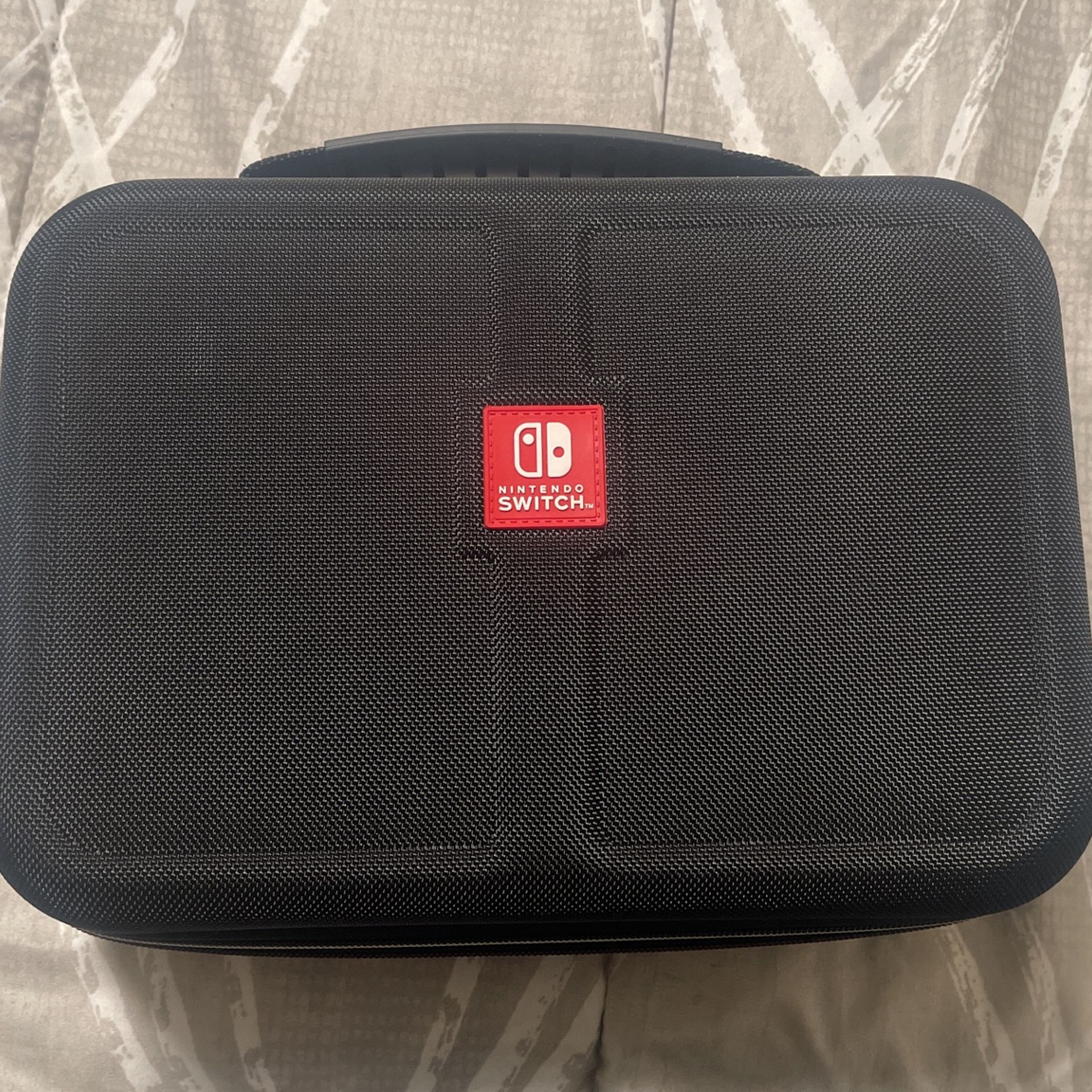 Nintendo Switch Game Traveler