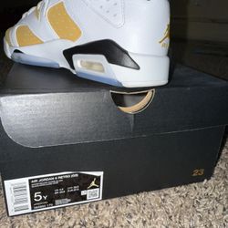 Jordan 6 Yellow Size 5Y