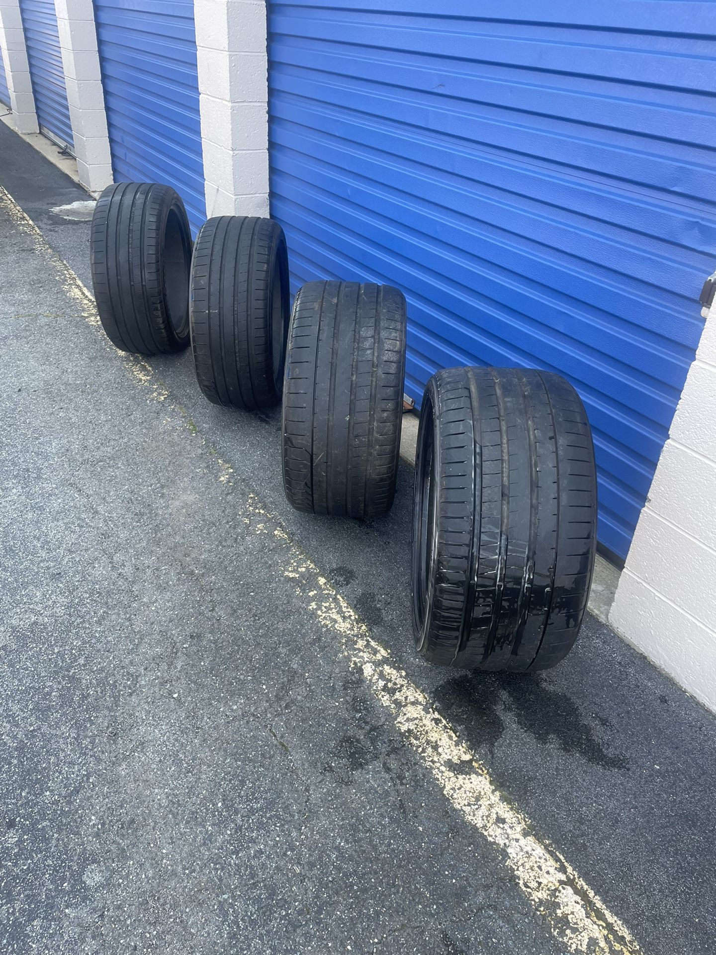 Yokohama 22 Inch Truck Tires Excellent Condition(FREE DELIVERY)