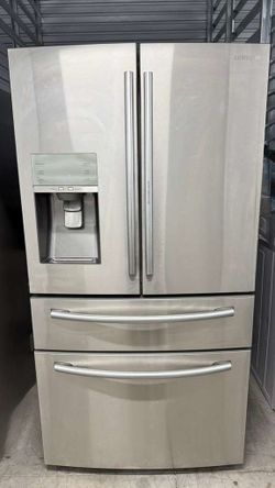 SAMSUNG REFRIGERATOR