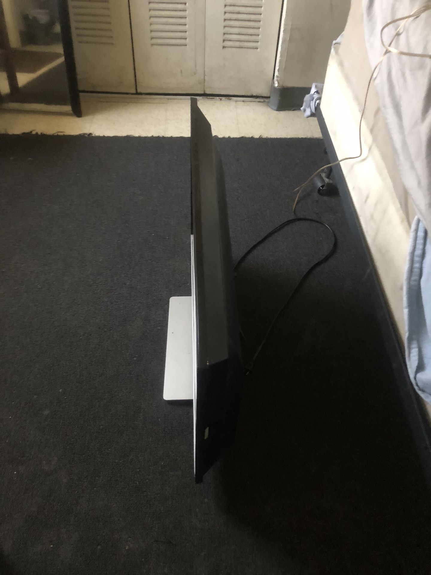 32 In Toshiba Tv
