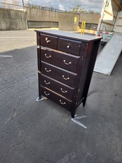 Dark Cherry Wood Color 5 Drawer Dresser