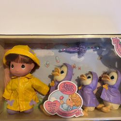 Precious Moments- Springtime Playmates