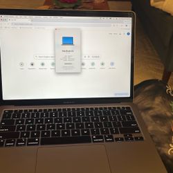 Apple Air M1 8GB 256 GB - Like New