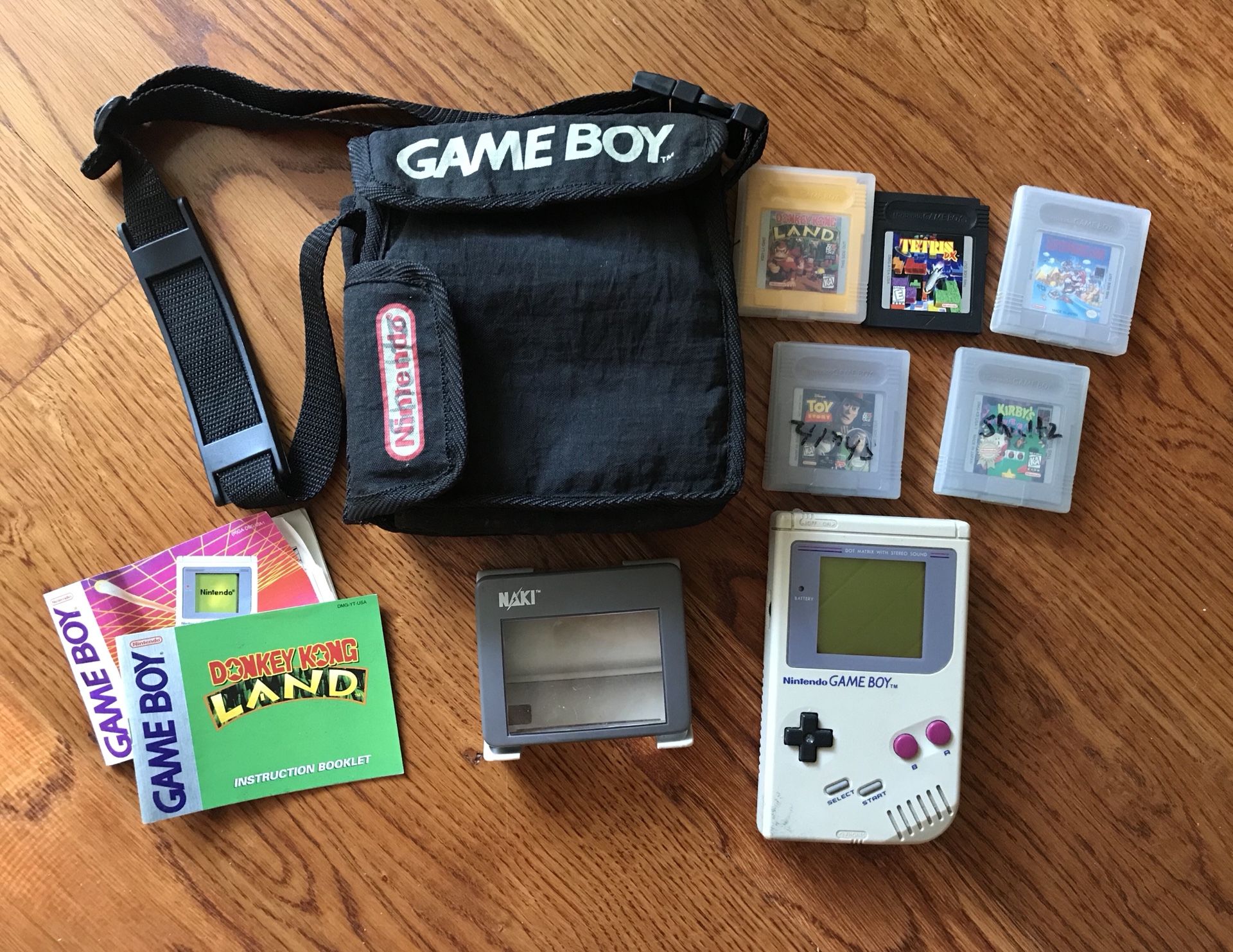 90s Nintendo Game Boy with 5 games