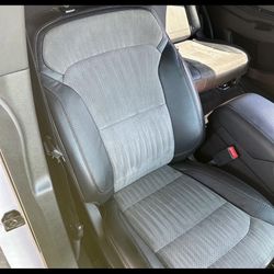 Seats Carpet Shampooing Steam Cleaning 