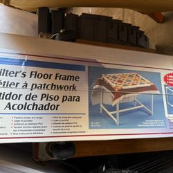 Quilter Quilt Frame Like New
