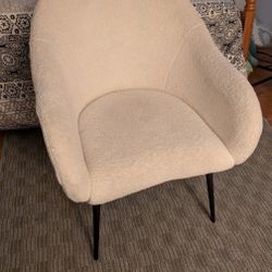  Chair 