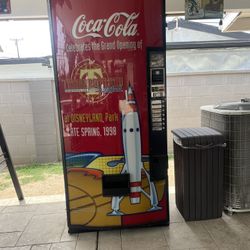 Royal Vendors Tomorrowland Soda Vending Machine