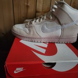 Nike Dunk High Cracked Leather