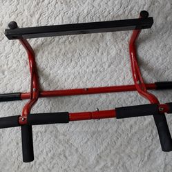 Go Fit Pull Up Bar 