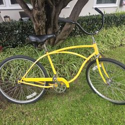 SCHWINN HEAVY DUTI 1980 CHICAGO U.S.A.  IN EL SEGUNDO.  $150 RIDES LIKE A DREAM