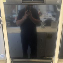 Hotpoint 24 inch dishwasher