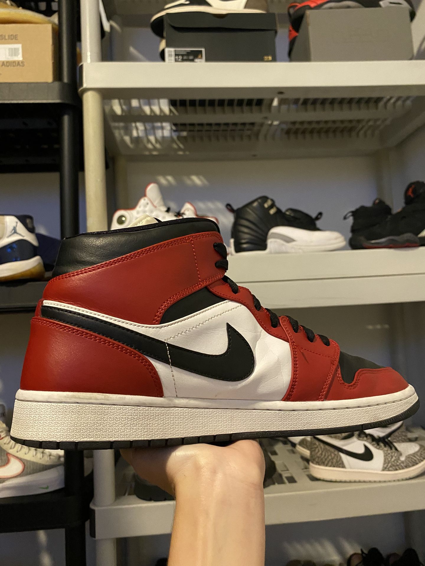 Size 12.5 Nike Air Jordan 1 Mid Chicago Black Toe 2020 Authentic 554724-069 Used