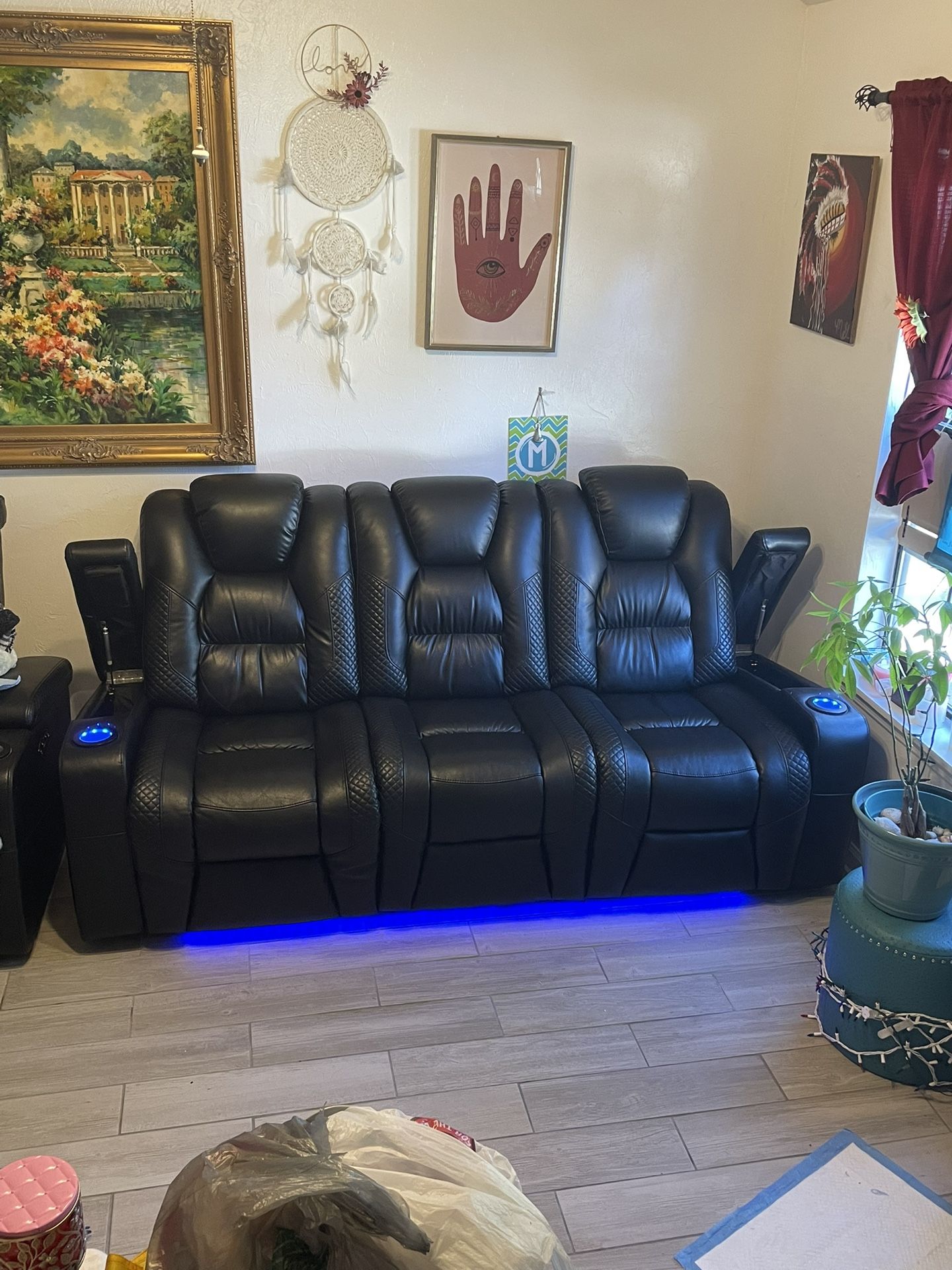 For Sale: Luxury Reclining Couches – Like New!