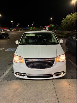 2016 Chrysler Town & Country