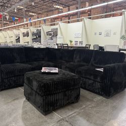 BLACK JUMBO CORDUROY SECTIONAL SOFA COUCH WITH OTTOMAN (NEW IN BOXES)