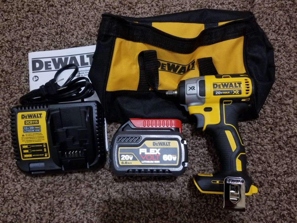 Dewalt 20V Max XR Lithium-Ion 3/8 in. Cordless Compact Impact Wrench Starter Kit