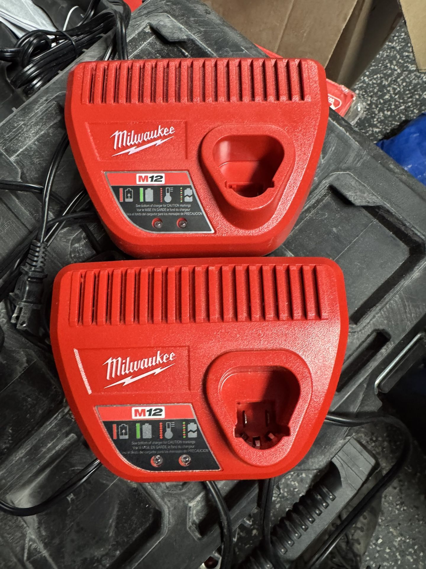 Milwaukee Battery Charger