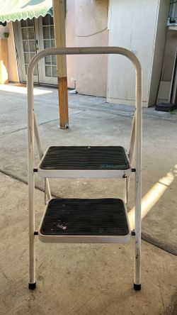 2 steps ladder