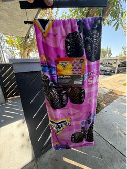 Sprakle Smash Monster Jam Blanket