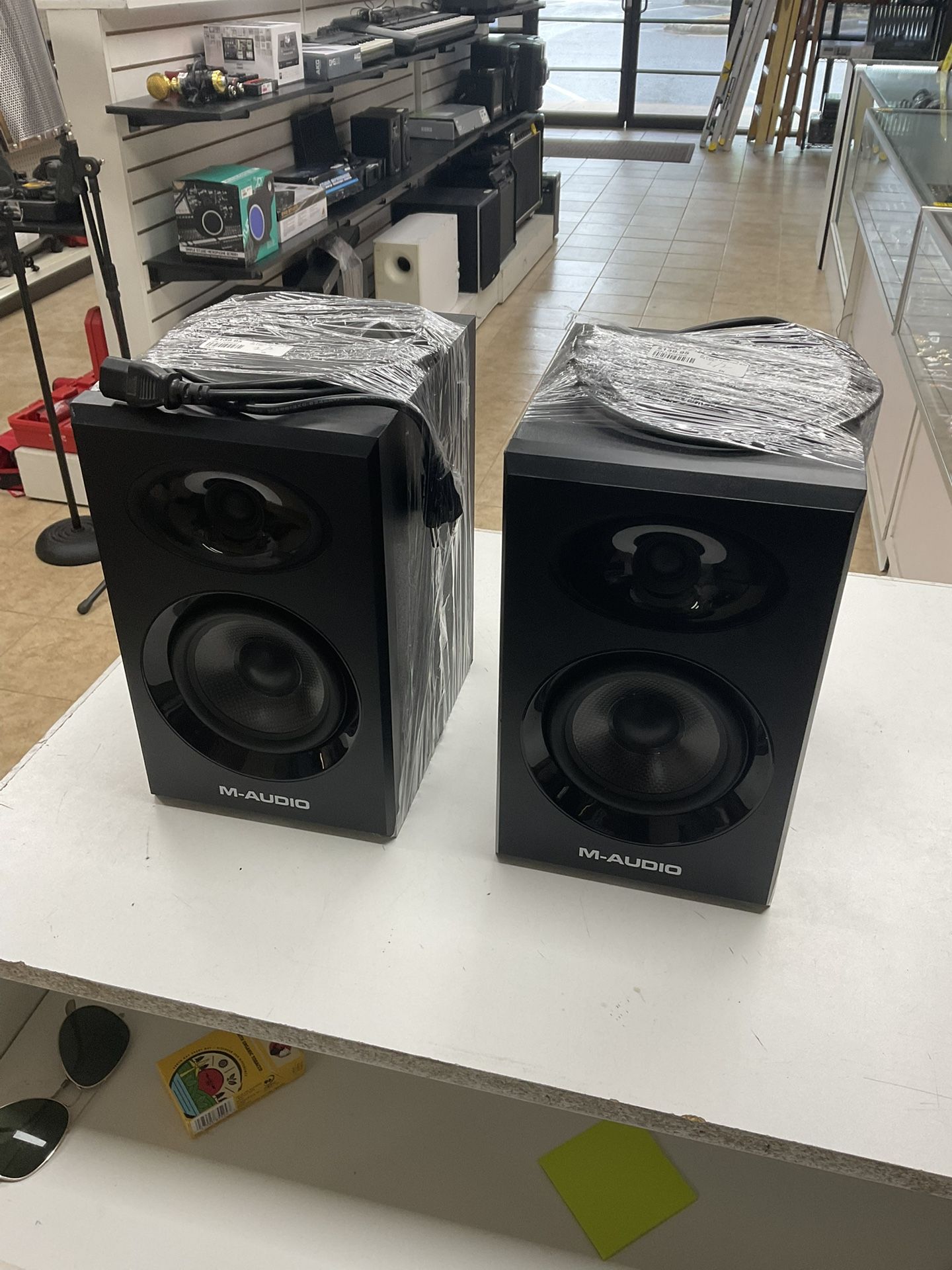 M audio Bx5 graphite monitors (pair)