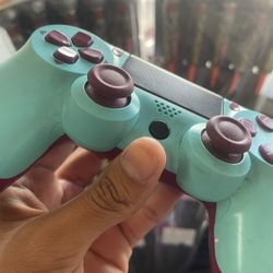 PS4 Controller 