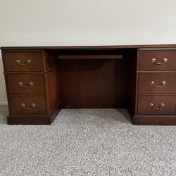 Study Desk (Moving Sale: Negotiable) 