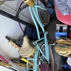 Women’s Beach Cruiser