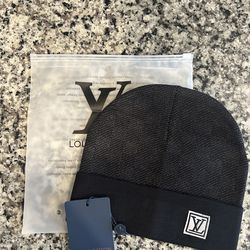 L V Black Beanie