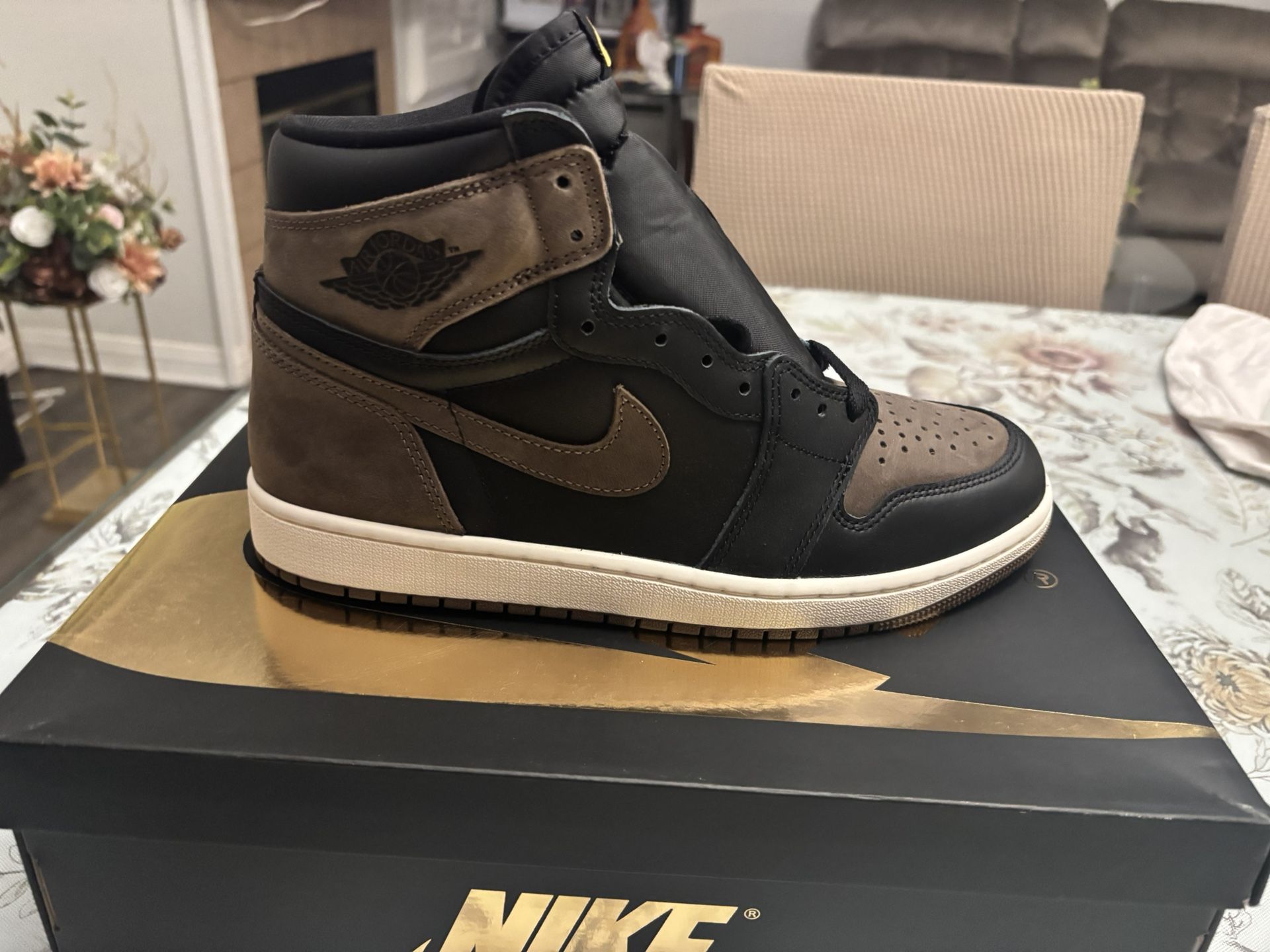 Jordan 1 High Palomino Size 9.5