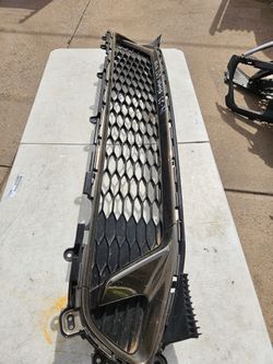 Kia stinger GT grille Oem