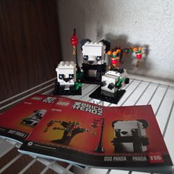 LEGO BrickHeadz Chinese New Year Pandas set