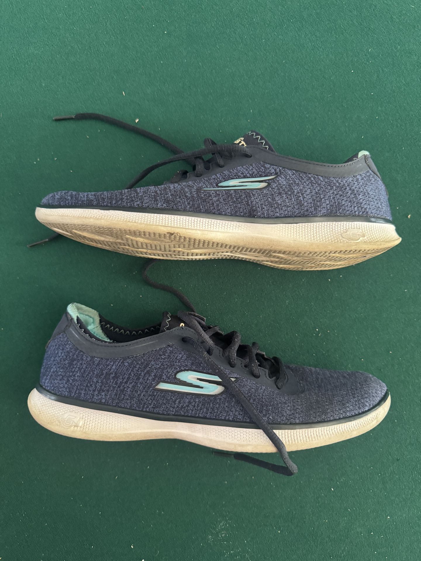 Skechers GOwalk Goga Mat Athletic Sneakers Black Knit Women’s Size
