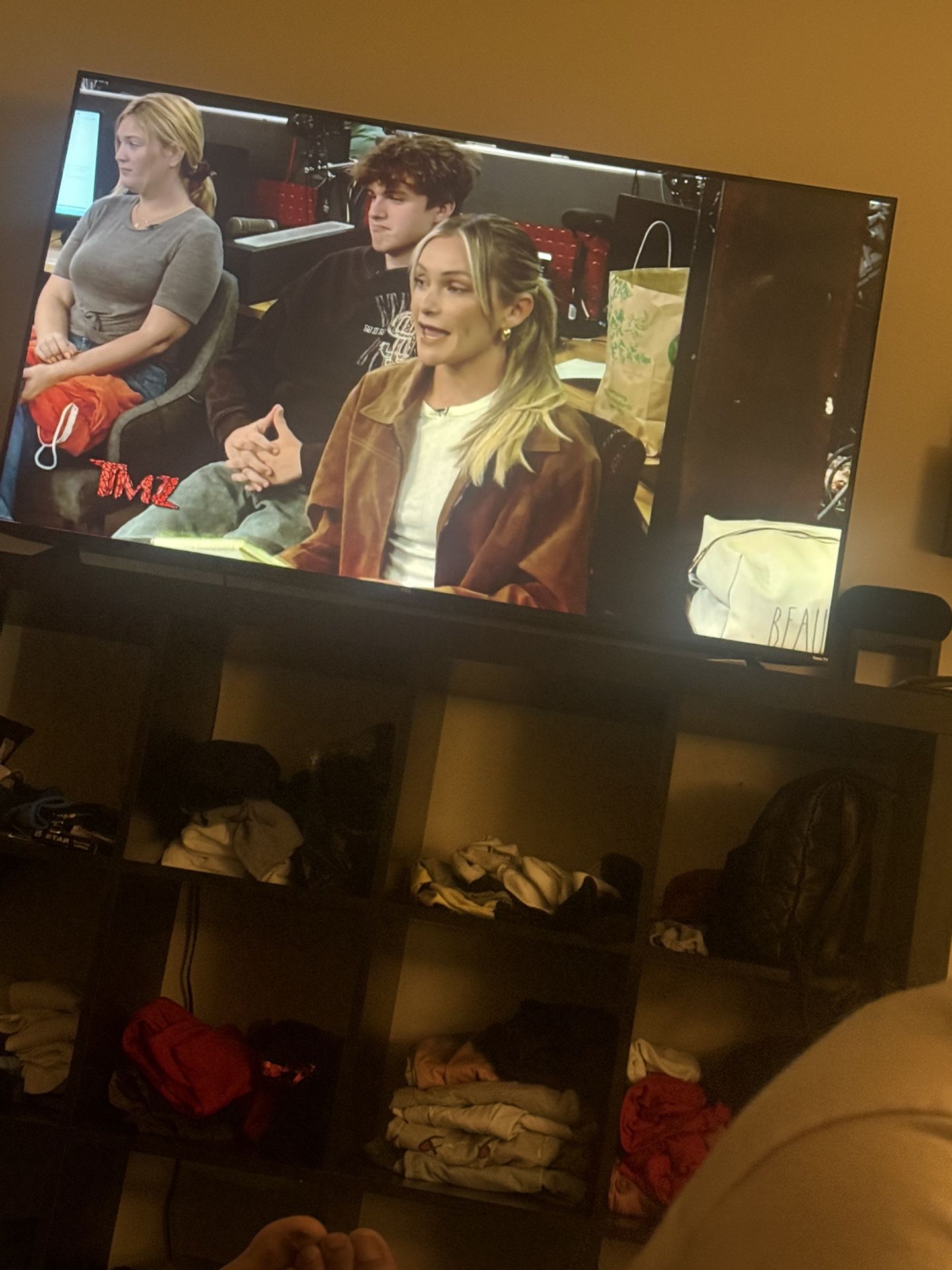 TLC Smart TV