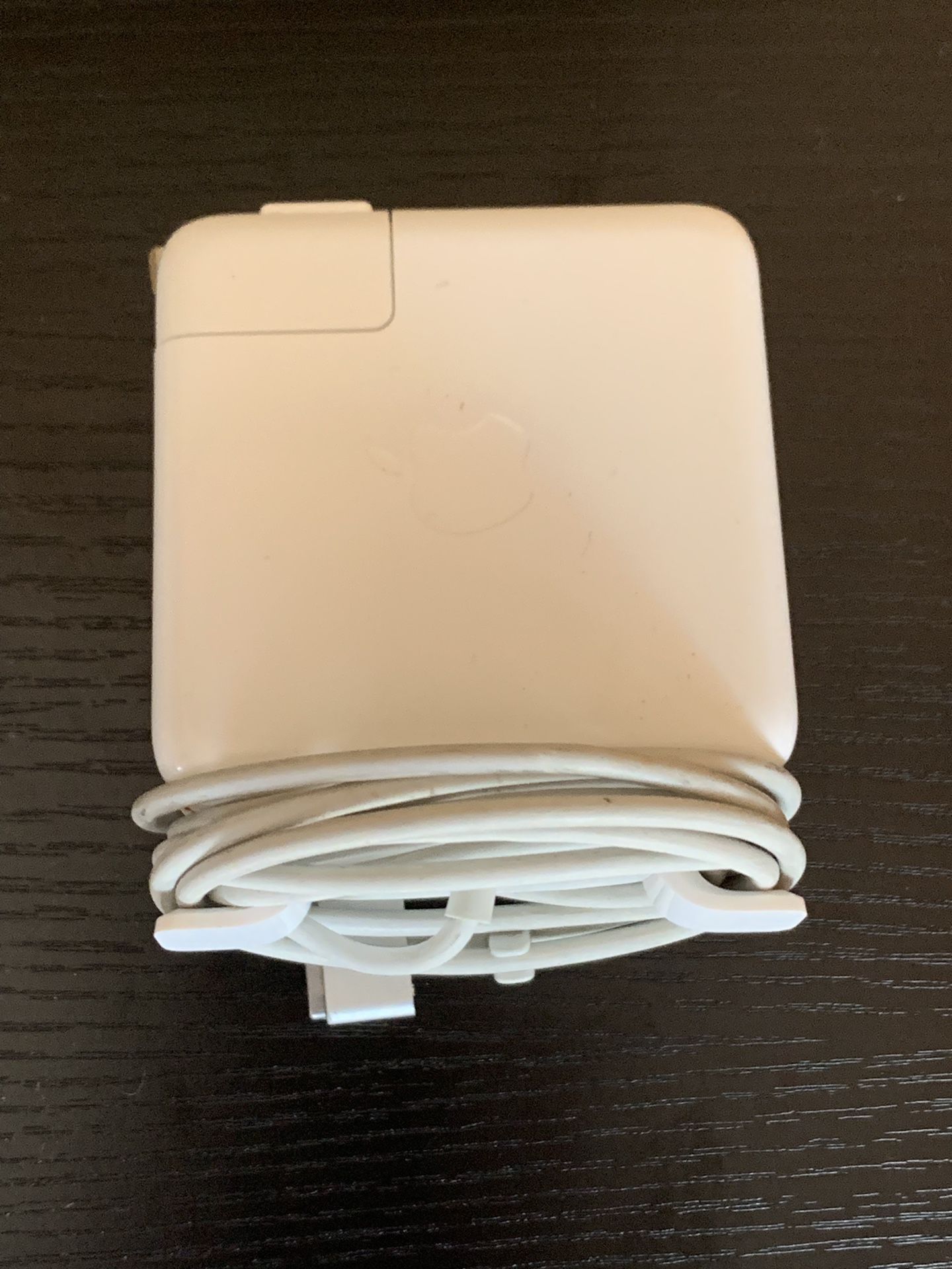 Apple 60W Mega Sage 2 power Adapter. Excellent condition pick up only