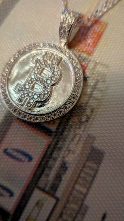 Sterling Slvr Wth Moissi Bit Coin Pndnt $75.