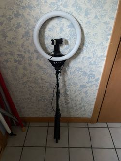 Ring light