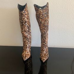 Leopard Tall Boot Size 6.5 