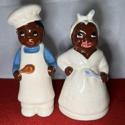 Vintage Salt & Pepper Shaker Set