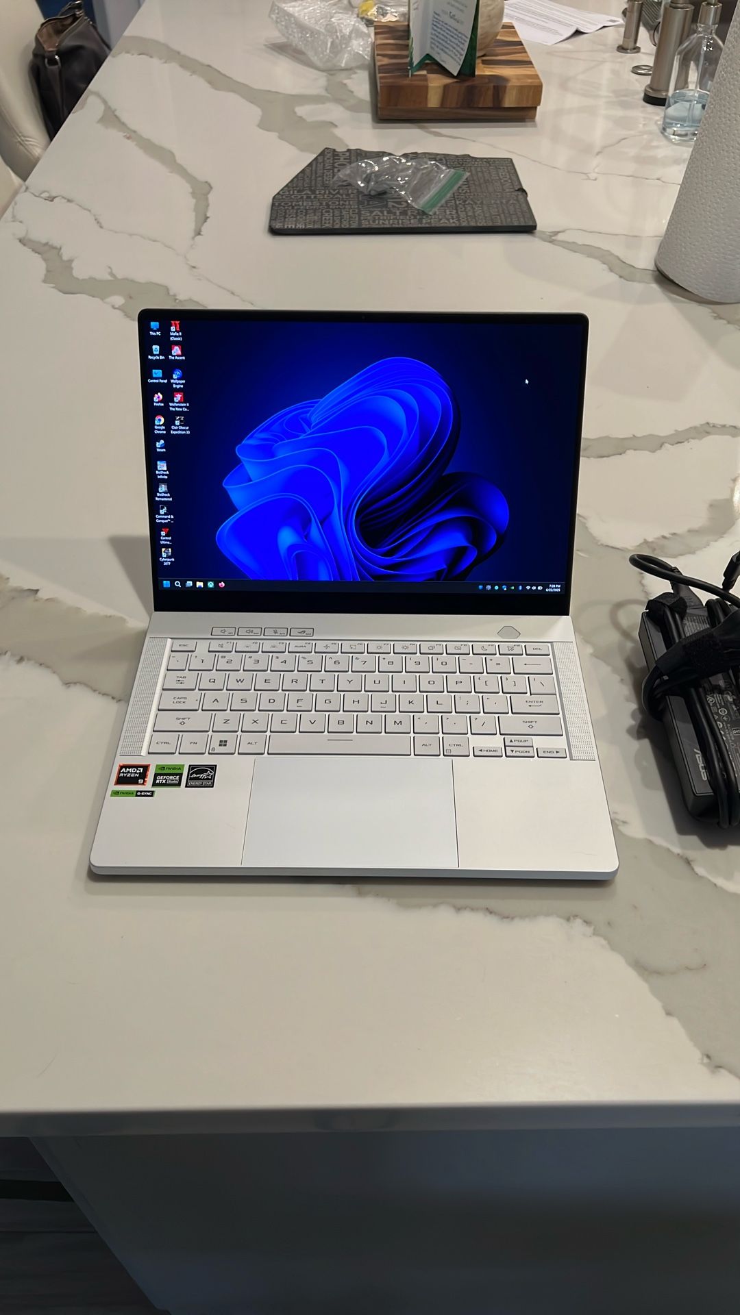 Asus ROG Zephyrus G14 Gaming Laptop