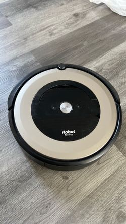 iRobot Roomba e6 Robot Vacuum – Excellent Condition