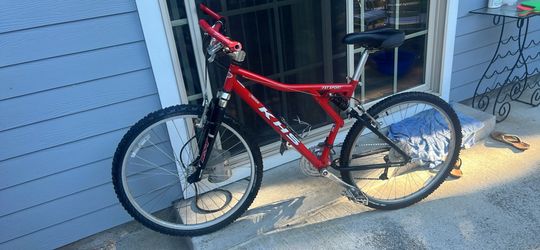 Full suspension 21 speed sports bike