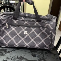  Duffel Bag / Suitcase with wheels