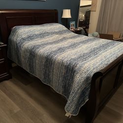 Cherrywood Queen Bedroom Suite 