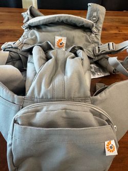 Baby carrier-ergobaby