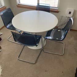 Retro Table & Chairs
