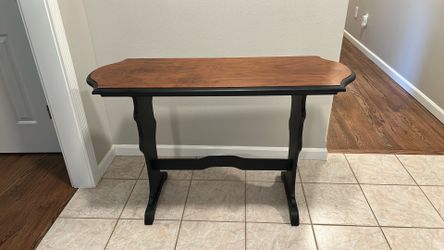 Hall table